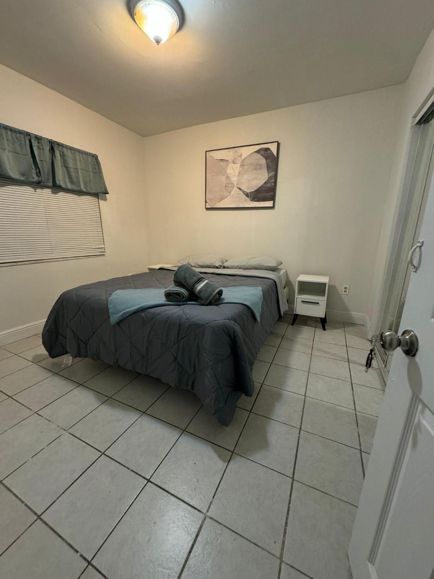 Safari Wynwood Guest house Miami