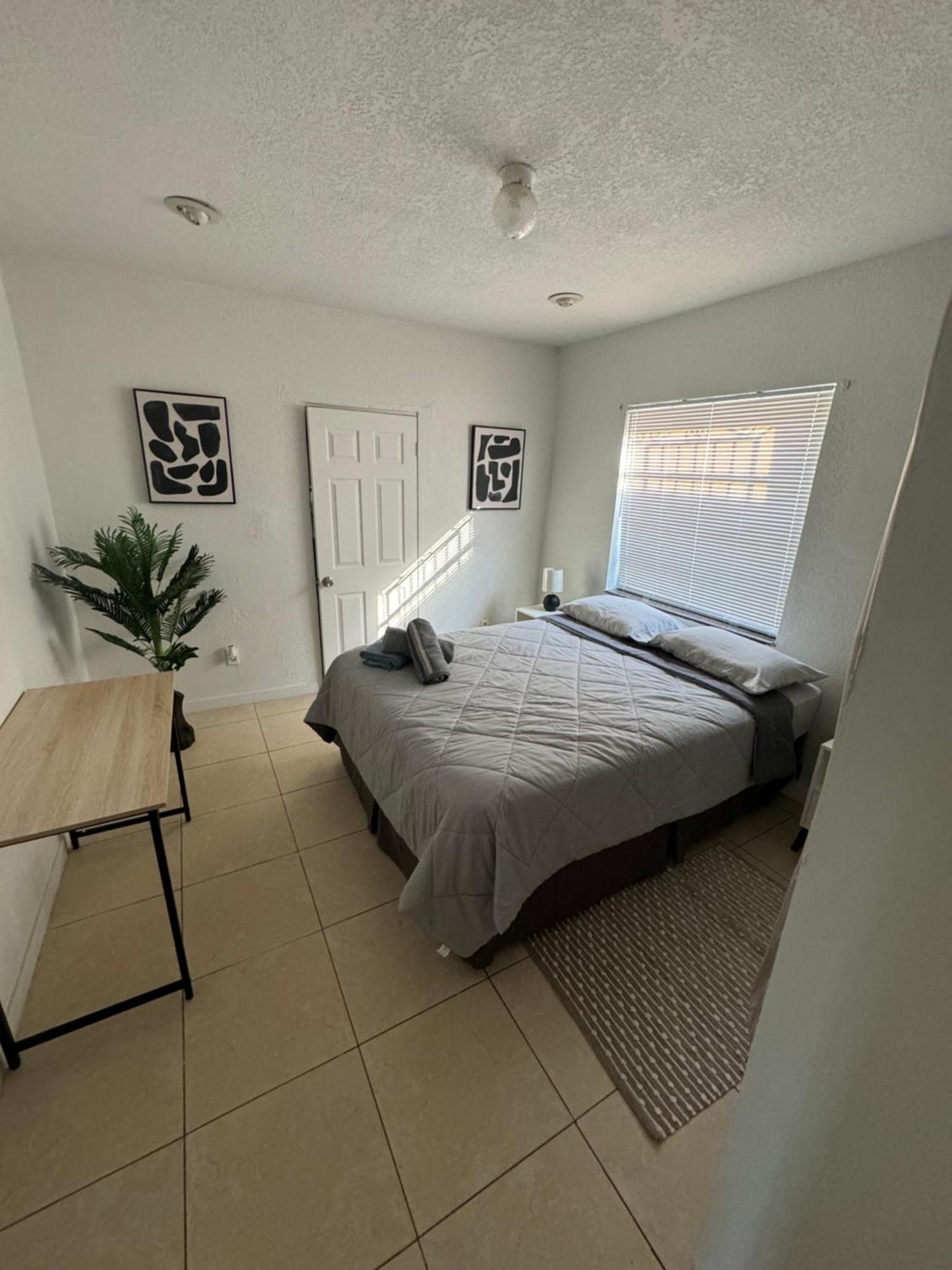 Safari Wynwood Guest house Miami